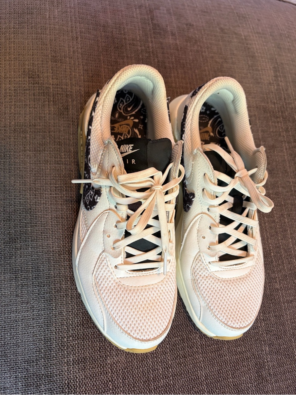Nike Women's White and Cream Sneakers with Gum Sole and Black Bandana Accents - Picture 2 of 7